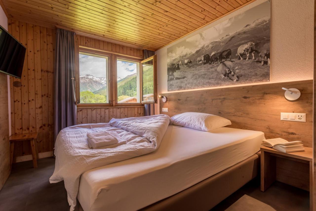 Hotel Walser Ulrichen Zewnętrze zdjęcie