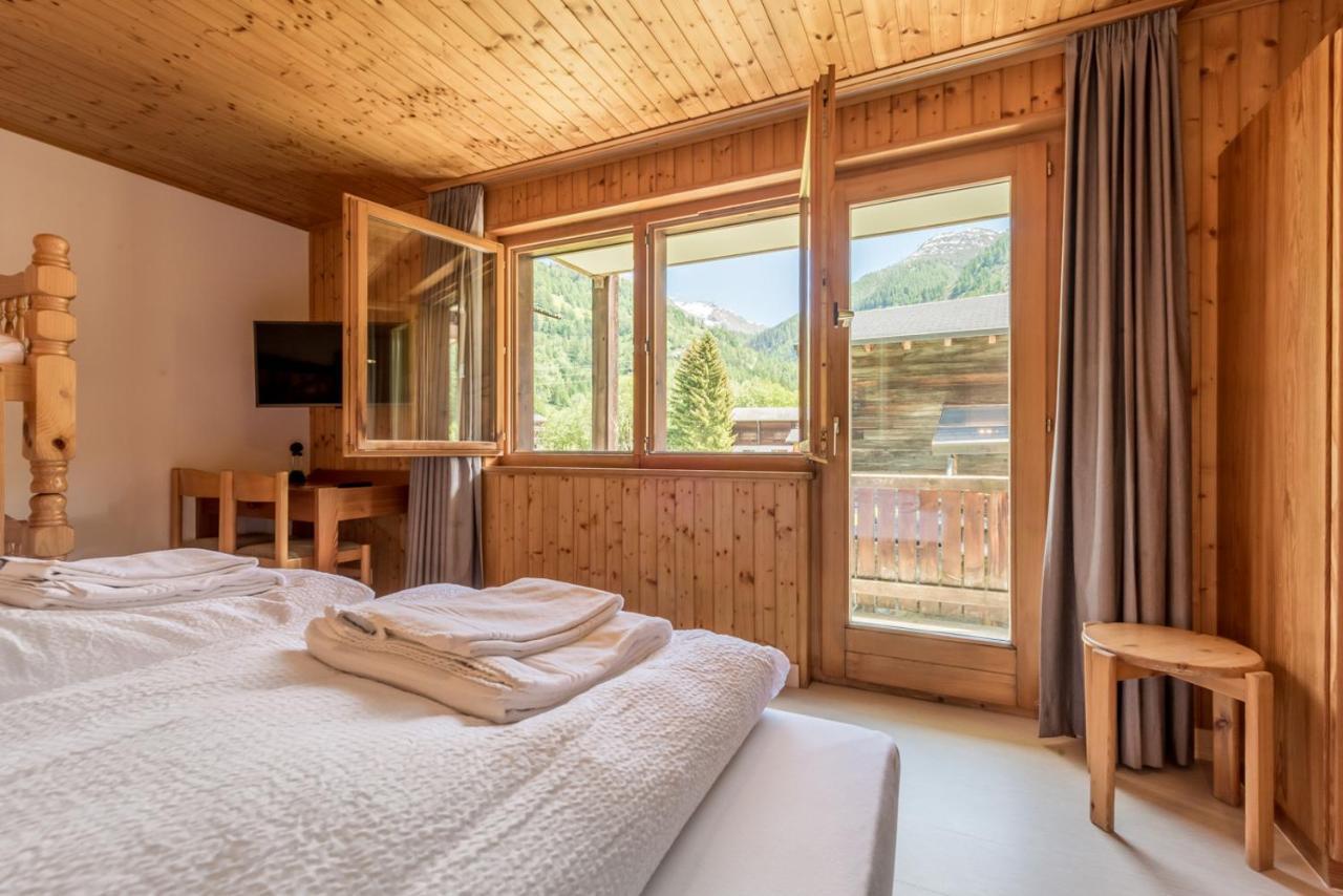 Hotel Walser Ulrichen Zewnętrze zdjęcie