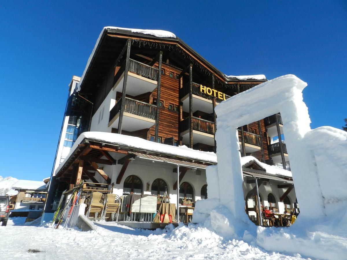 Hotel Walser Ulrichen Zewnętrze zdjęcie
