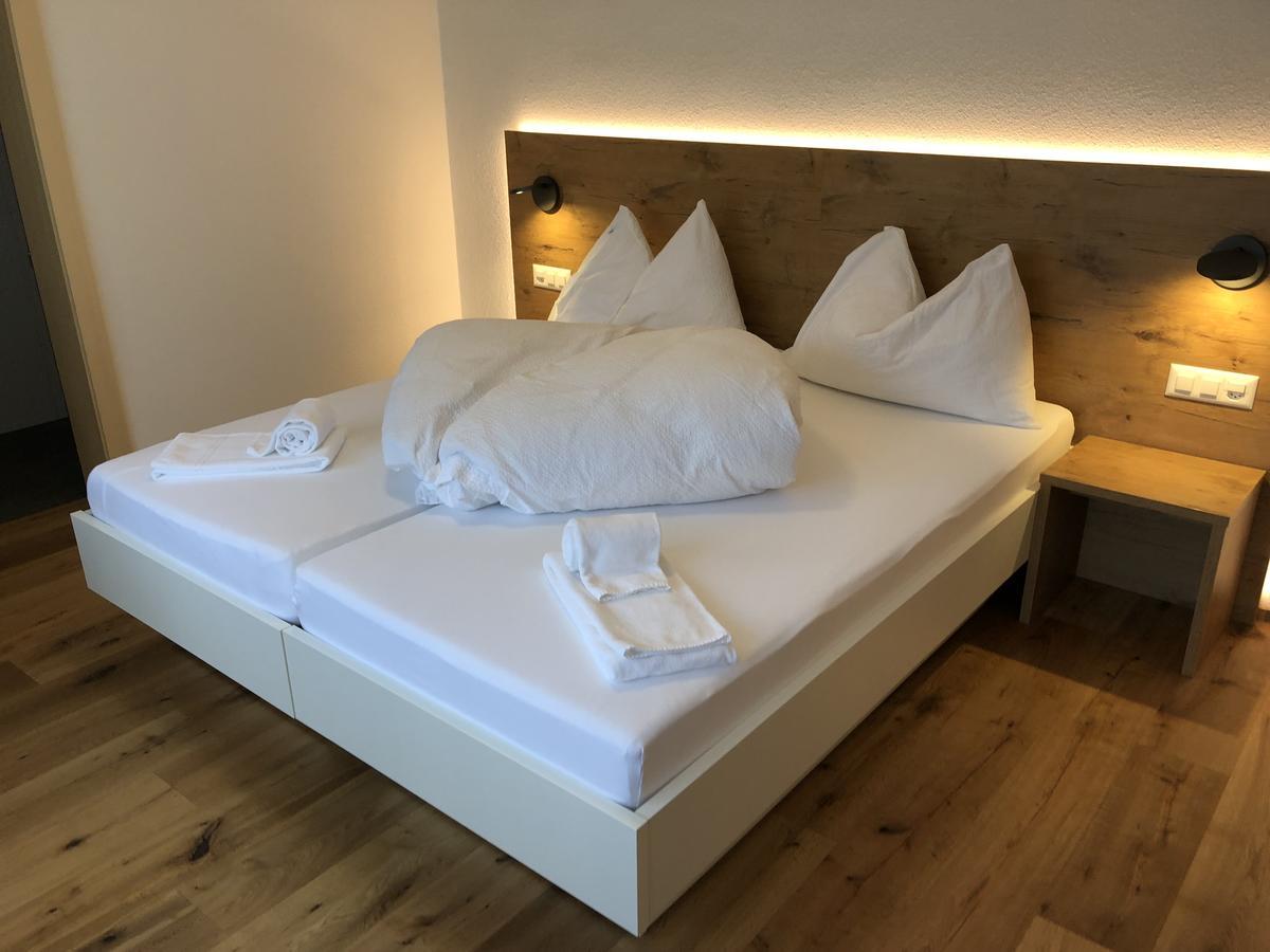 Hotel Walser Ulrichen Zewnętrze zdjęcie