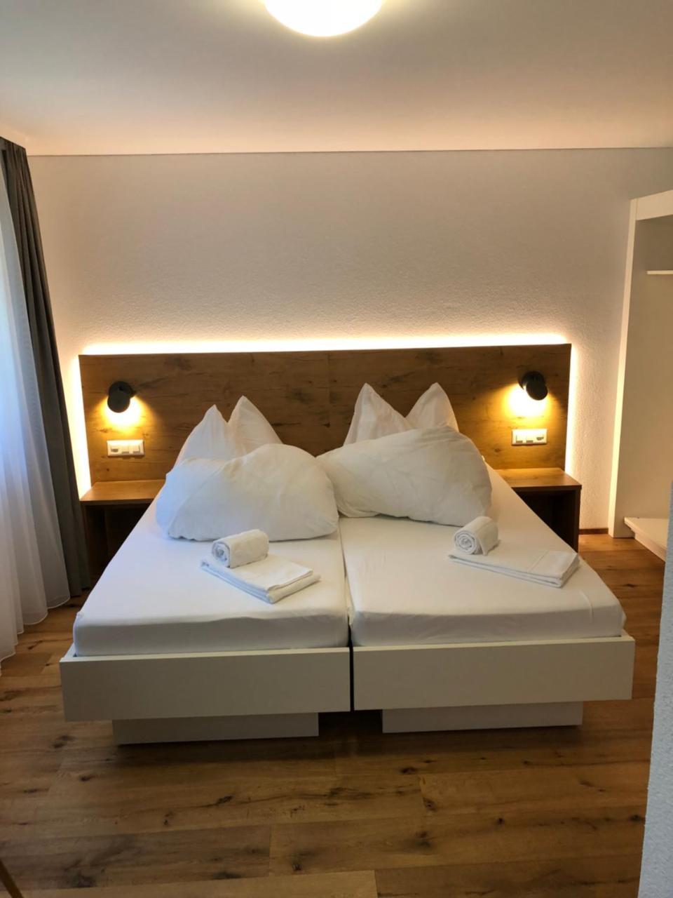 Hotel Walser Ulrichen Zewnętrze zdjęcie