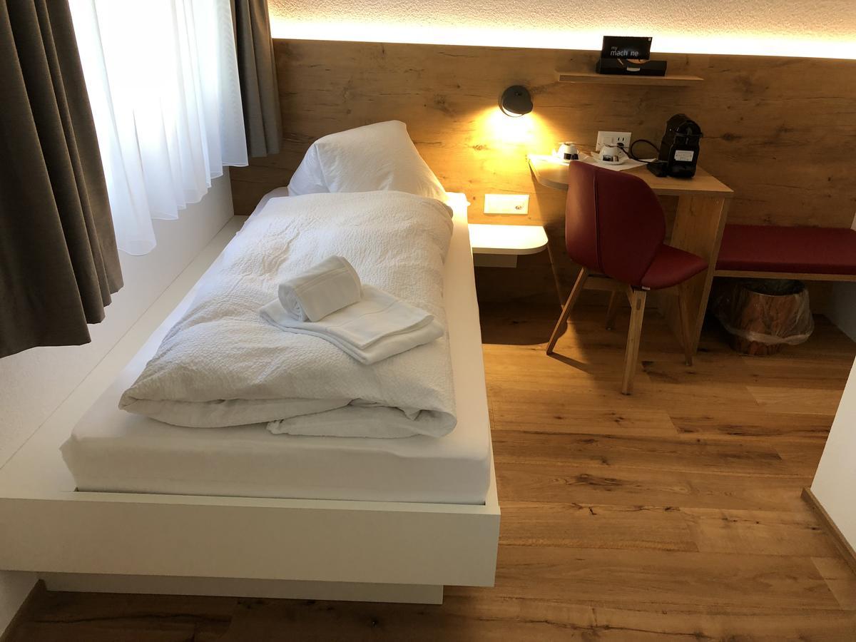 Hotel Walser Ulrichen Zewnętrze zdjęcie